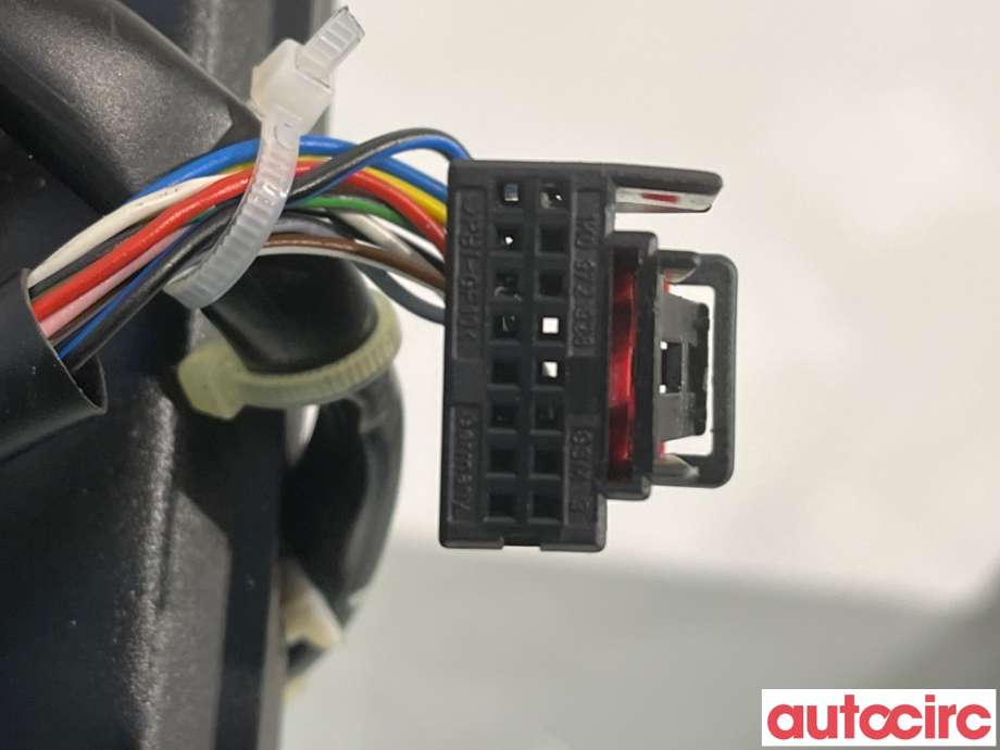 Speil venstre til Audi A4 2007-2014 (Type IV) (B8) (B8) (AUDI|8K1857409F|)