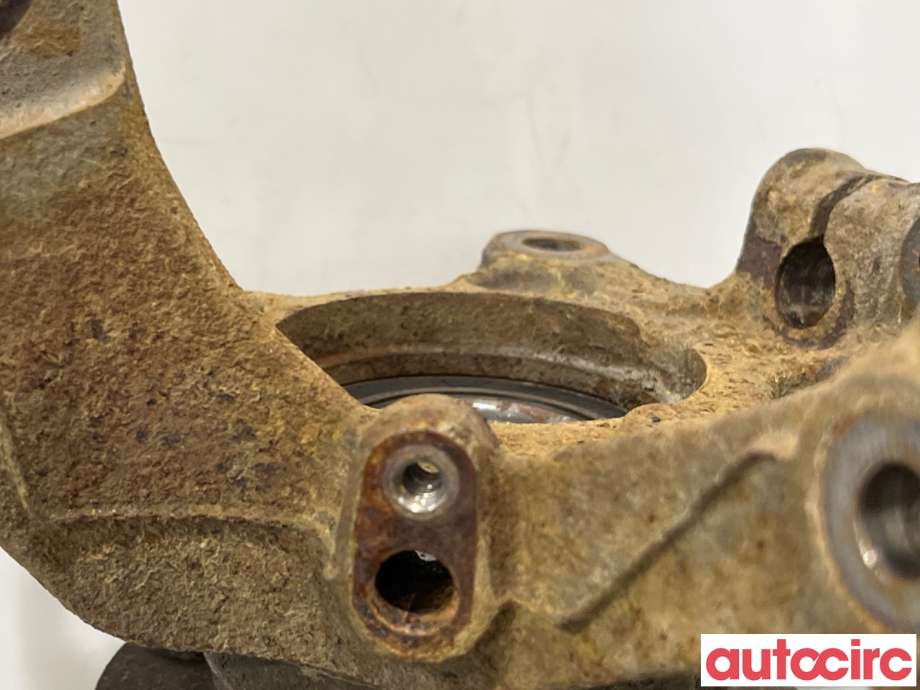 Hjulspindel venstre foran til Nissan Note 2013-2017 (Type II)  (NISSAN|400153VU0A|)