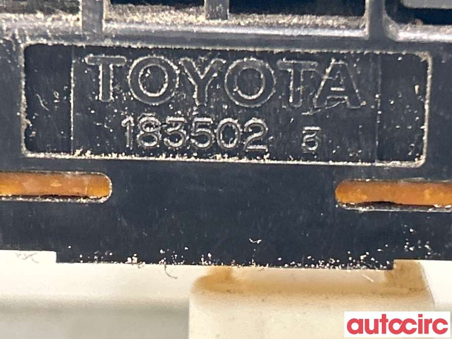 Bryter speil til Toyota Hiace 2007-2012 (Fase 3)  (TOYOTA|8487026010)