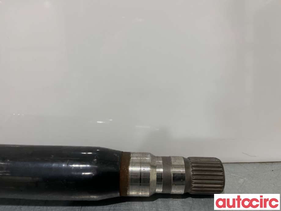 Drivaksel høyre foran til Saab 9-5 2010-2011 (Type II)  (SAAB|13228199|)
