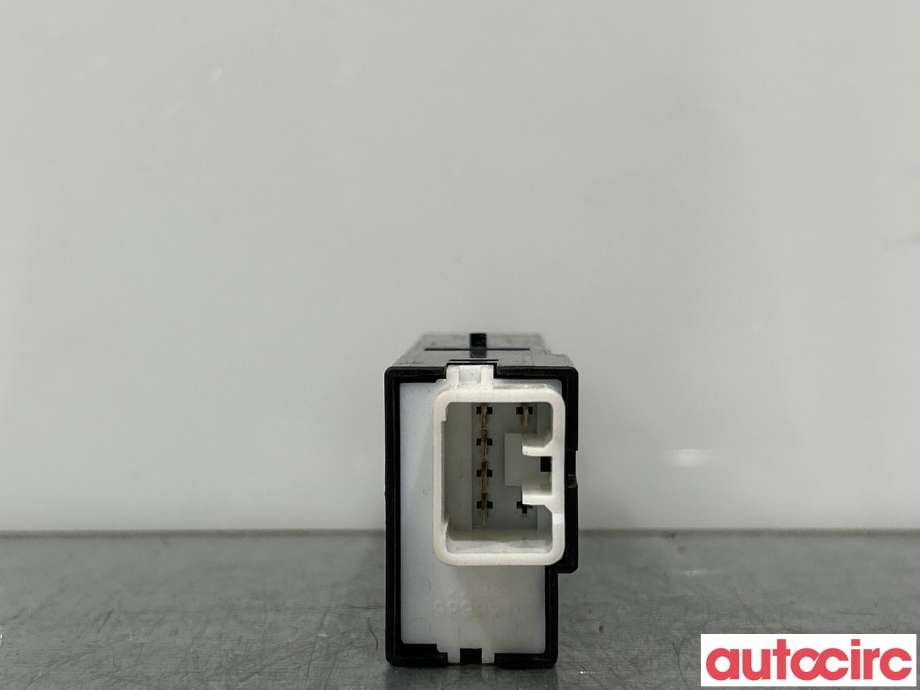 Bryter rutevarme til Toyota Hiace 2007-2012 (Fase 3) (TOYOTA|8479026020)