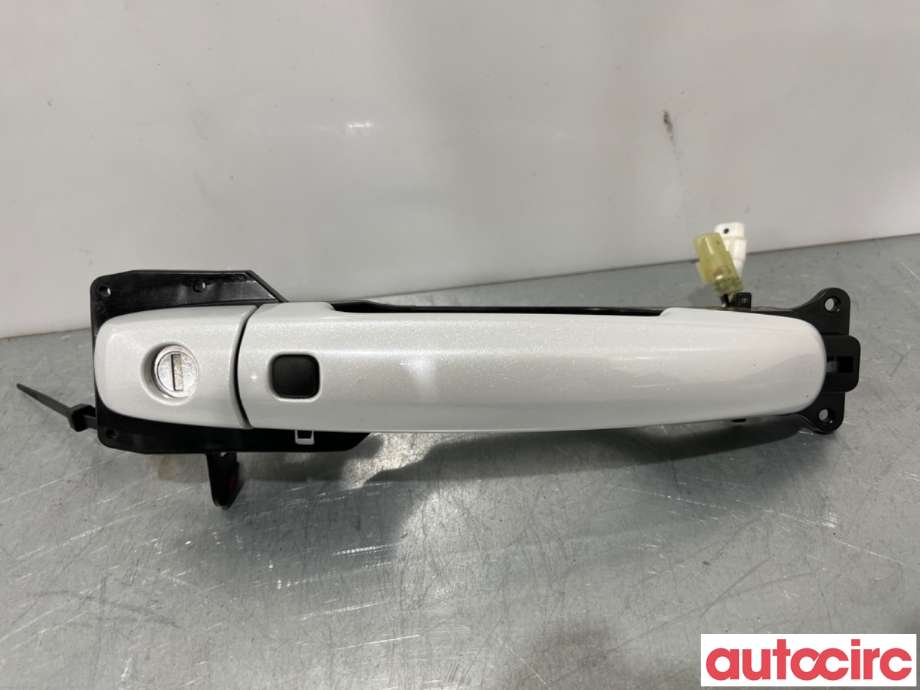 Dørhåndtak utv venstre foran til Suzuki SX4 S-CROSS, 2013-->> (Type II)  (SUZUKI|82810-57811-ZNL)