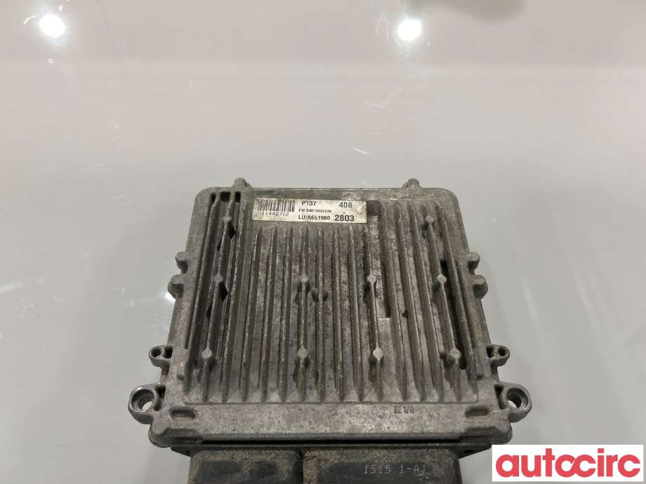 Styreenhet motor til Mercedes Vito 2014-->> (W447) (W447) (MERCEDES|A6519002803|0281031244)