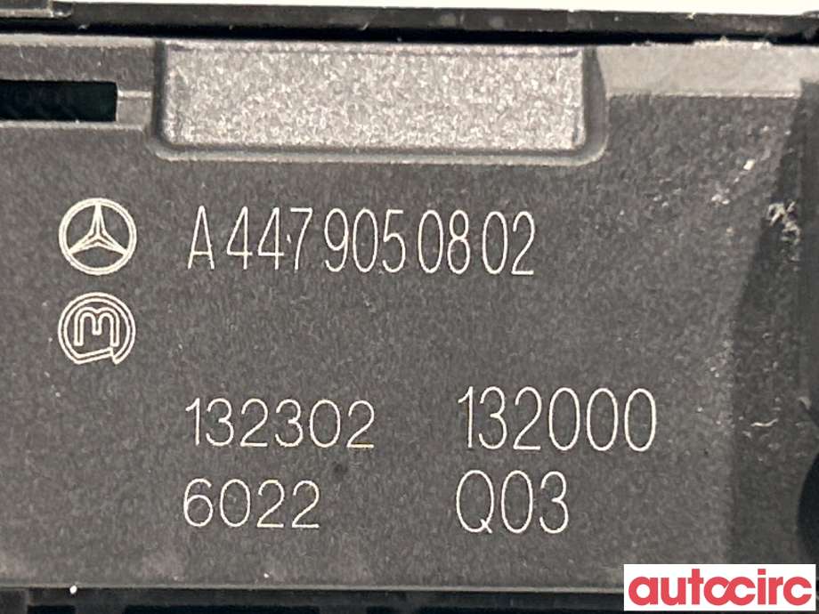 Bryter diverse til Mercedes Vito 2014-->> (W447) (W447) (MERCEDES|A4479050802)