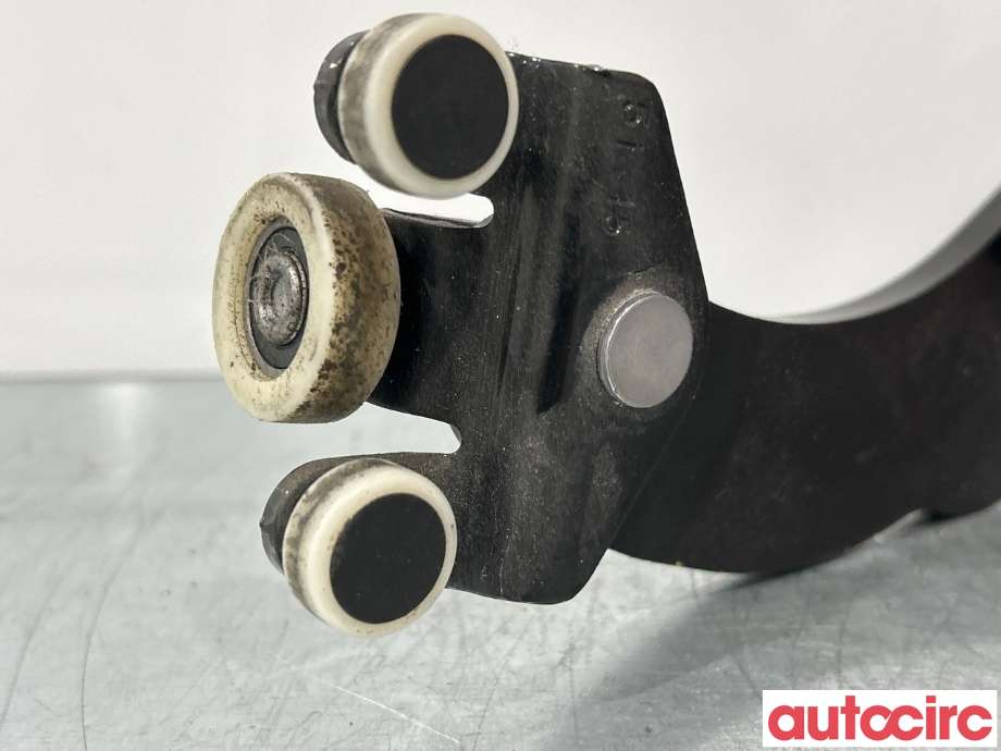 Hengsler til Mercedes Vito 2014-->> (W447) (W447) (MERCEDES|A4477601447)
