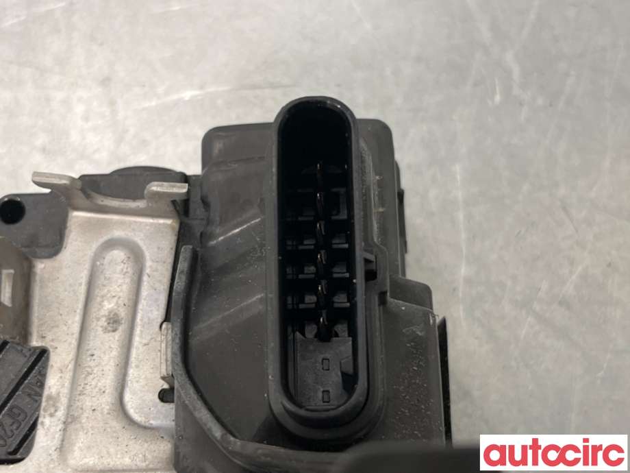 Låsekasse høyre foran til Volvo V40 2012-2019  (VOLVO|31440392|933380-104|31391825)