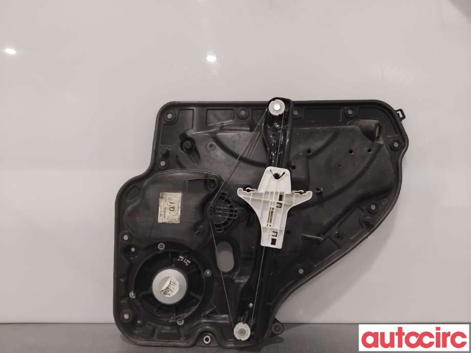 Ruteheis til VW Golf VI 2008-2012  (VOLKSWAGEN|5K4839461||5K4839729J)