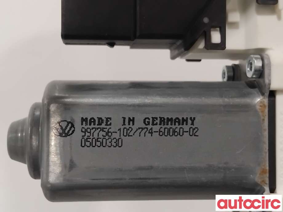 Ruteheis høyre bak til VW Golf VI 2008-2012  (VOLKSWAGEN|5K0959704C|914105-132)