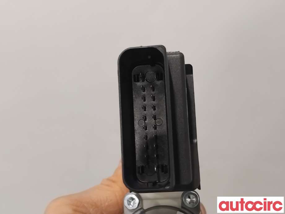 Ruteheis venstre bak til VW Golf VI 2008-2012  (VOLKSWAGEN|5K0959703C|914103-132)