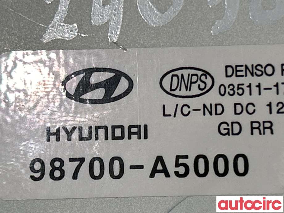Viskermotor bakrute til Hyundai i30 2012-2017 (Type II)  (HYUNDAI|98700A5000)