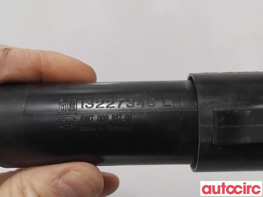 Lyktespylerdyse til Opel Insignia A 2014-2017  (OPEL|13227348|8WT009917-01)