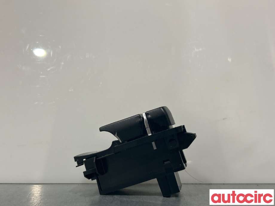 Bryter elektrisk håndbrekk/parkbrems til BMW 5-Serie 2010-2017 (F10/F11) (F10/F11) (BMW|61319877889)