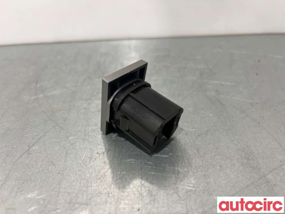 Bryter rutevarme til Ford Kuga 2008-2012 (Type I)  (FORD|1559587|8V4T18K574AB|)