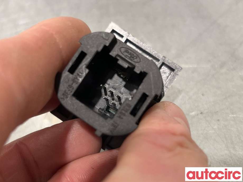 Bryter rutevarme til Ford Kuga 2008-2012 (Type I)  (FORD|1559587|8V4T18K574AB|)