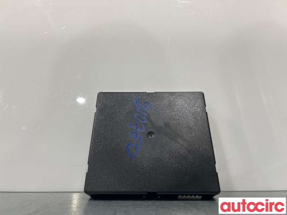 Styreenhet comfort (BCM) til Audi A6 2005-2008 (Type III, Fase 1) (C6) (C6) (AUDI|4F0910289K)