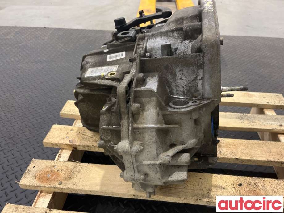 Girkasse manuell 6-trinn til Renault Trafic 2001-2006  (RENAULT|7701477946|PK6-075|7741722985)
