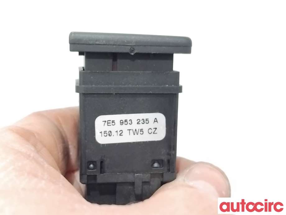 Bryter nødblink til VW Transporter / Caravelle 2009-2015 (Fase 2) (T5) (T5) (VOLKSWAGEN|7E5953235A|)