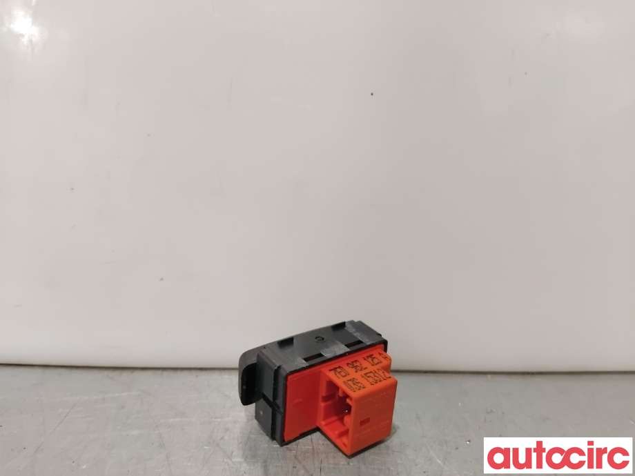 Bryter diverse til VW Transporter / Caravelle 2009-2015 (Fase 2) (T5) (T5) (VOLKSWAGEN|7E0962125A|)
