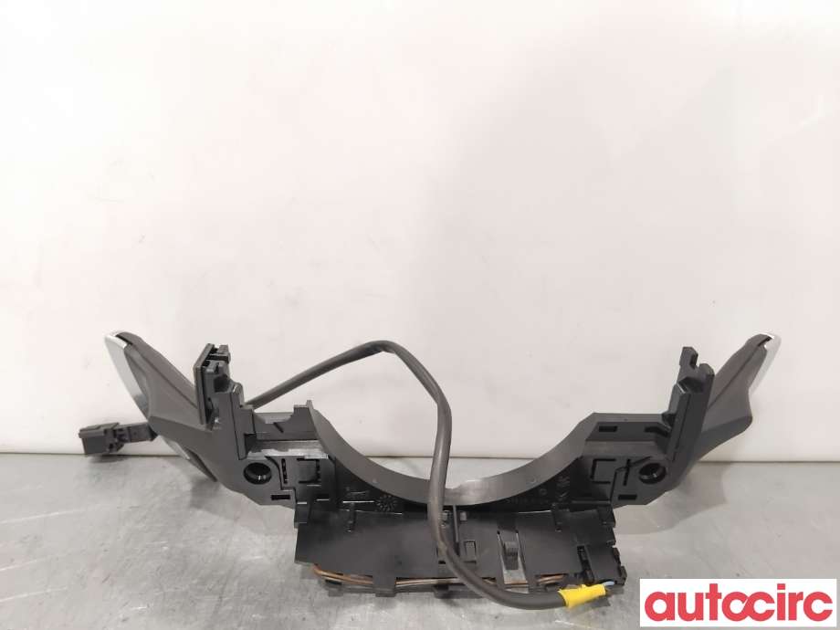 Bryter diverse til Peugeot 5008 2017-->> (Type II)  (PEUGEOT|96756731ZD|)