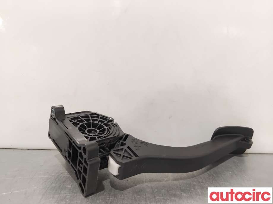 Pedal gass til Peugeot 5008 2017-->> (Type II)  (PEUGEOT|9674829180|)