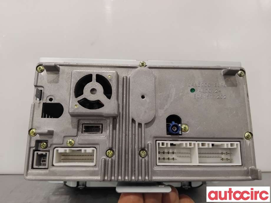 Bilstereo navigasjon til Kia Cee