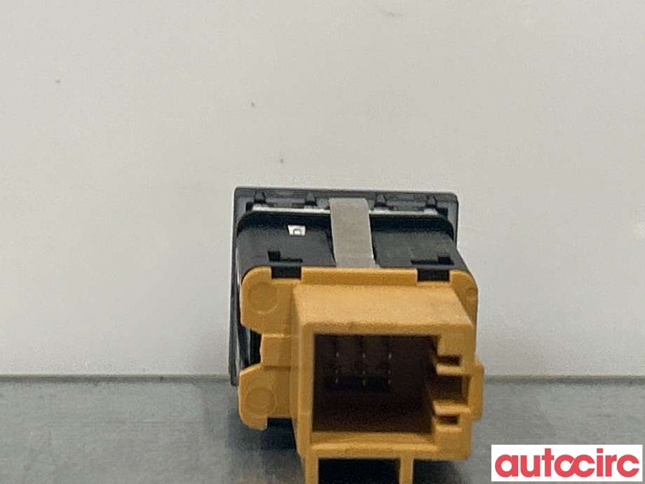 Bryter Antispinn til VW Caddy 2015-2020 (Type III, Fase 3)  (VOLKSWAGEN|2K0905217)