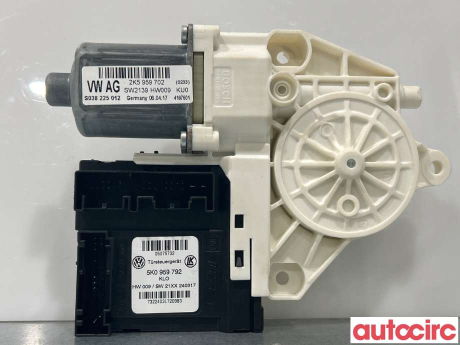 Ruteheis høyre foran til VW Caddy 2015-2020 (Type III, Fase 3)  (VOLKSWAGEN|2K5959702AZ04)