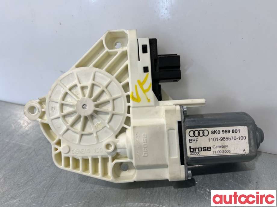 Ruteheis venstre foran til Audi A4 2007-2014 (Type IV) (B8) (B8) (AUDI|8T0959801A|1101-965576-100|8K0959801)