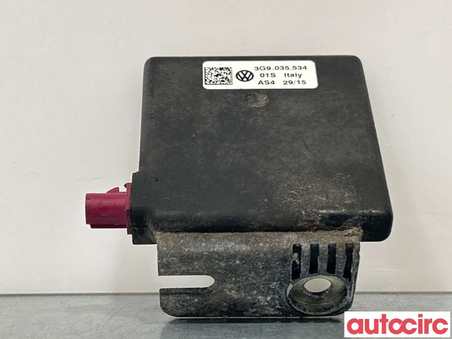 Antenne forsterker til VW Passat 2015-2019 (Fase 1) (B8) (B8) (VOLKSWAGEN|3G9035534)