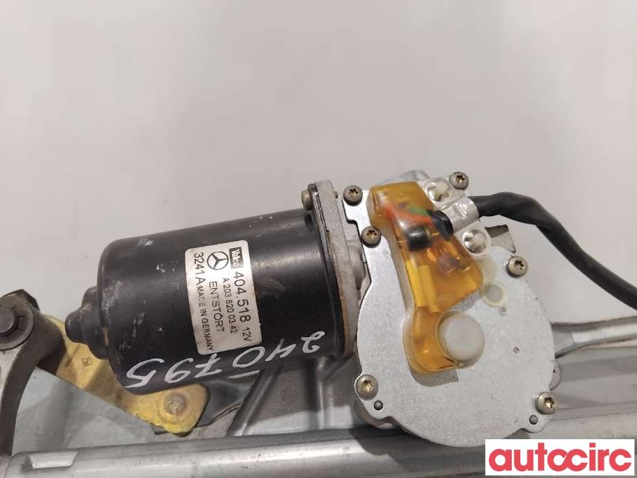 Viskermotor frontrute til Mercedes C-Klasse 2000-2004 (Fase 1) (W203) (W203) (MERCEDES|A2038200342|404518)