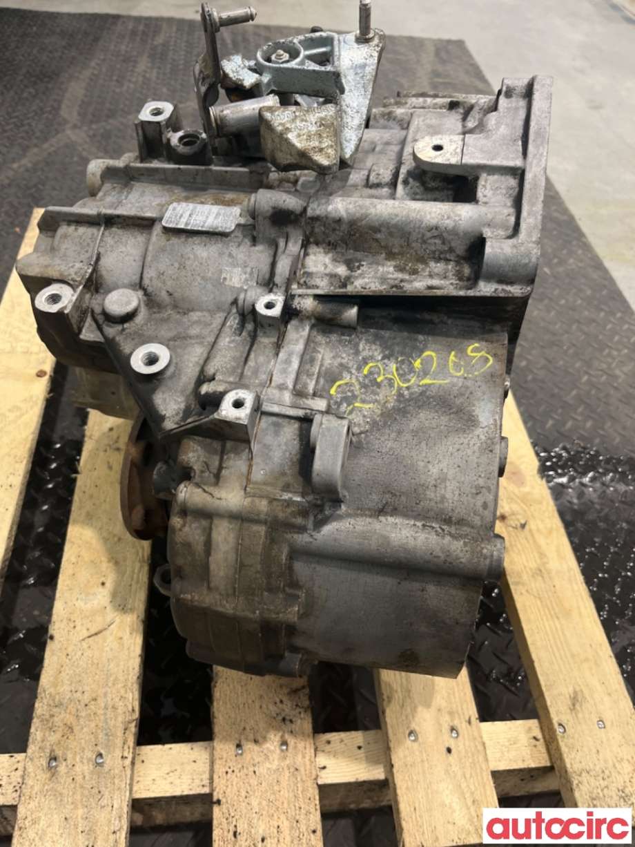 Girkasse manuell 6-trinn til VW Passat 2005-2010 (B6) (B6) (VOLKSWAGEN|02Q300042LX|JLR|02Q300011BT)
