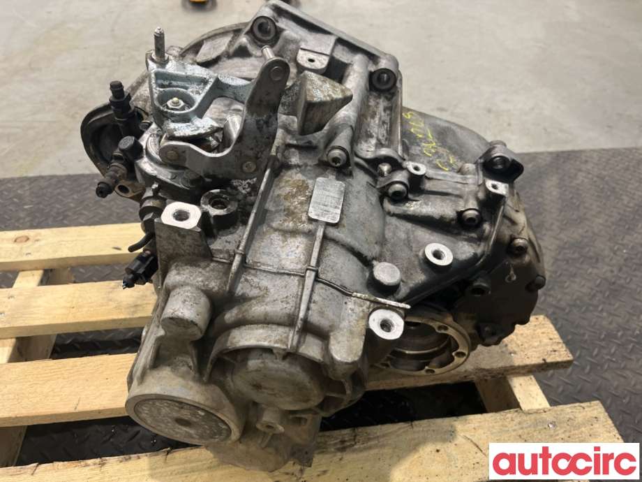 Girkasse manuell 6-trinn til VW Passat 2005-2010 (B6) (B6) (VOLKSWAGEN|02Q300042LX|JLR|02Q300011BT)