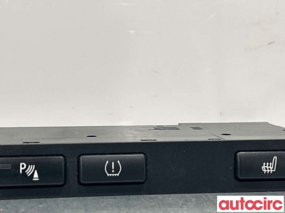 Bryter Antispinn til BMW X3 2007-2010 (Fase 2) (E83) (E83) (BMW|61319131527)