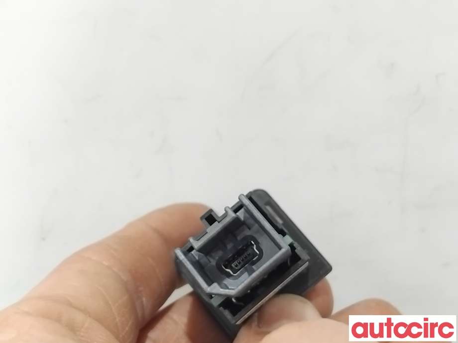 Diverse deler til Nissan Leaf 2011-2017 (Type I) (NISSAN|284H34NC0A|)
