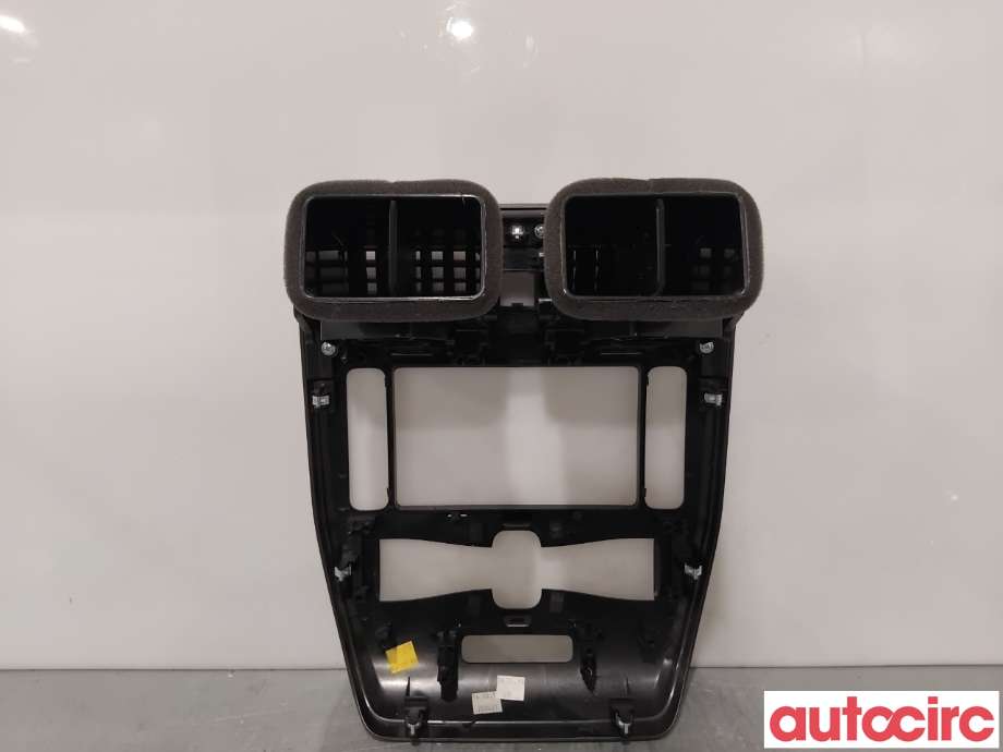 Innredning diverse til Nissan Leaf 2011-2017 (Type I)  (NISSAN|682603NL0B||682603NL0A)