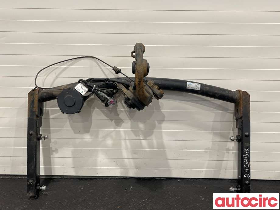 Hengerfeste til Audi A6, Allroad, 2012-2014 (Type III, Fase 1) (C7) (C7) (AUDI|4G0800491D)