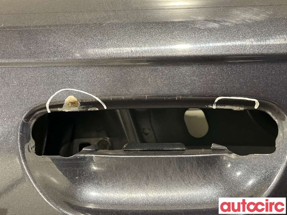 Dør høyre foran til Audi A6 2008-2011 (Type III, Fase 2) (C6) (C6) (AUDI|4F0831052F)
