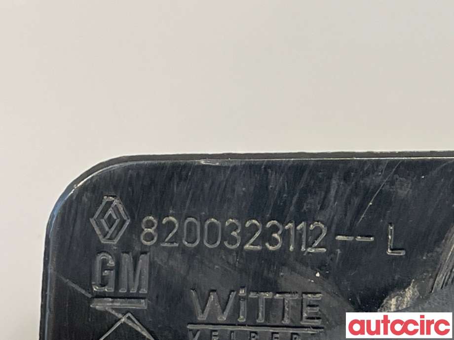 Diverse deler til Renault Trafic 2001-2006 (RENAULT|8200006260|)