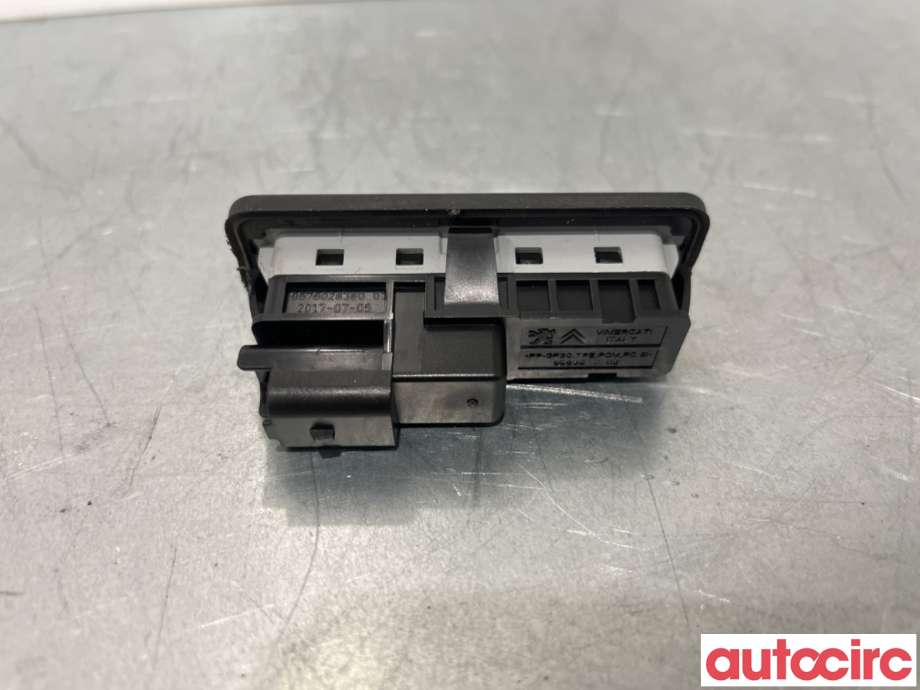 Bakluke/bakdør håndtak til Peugeot 308 2013-2021 (Type II)  (PEUGEOT|9676028380|)