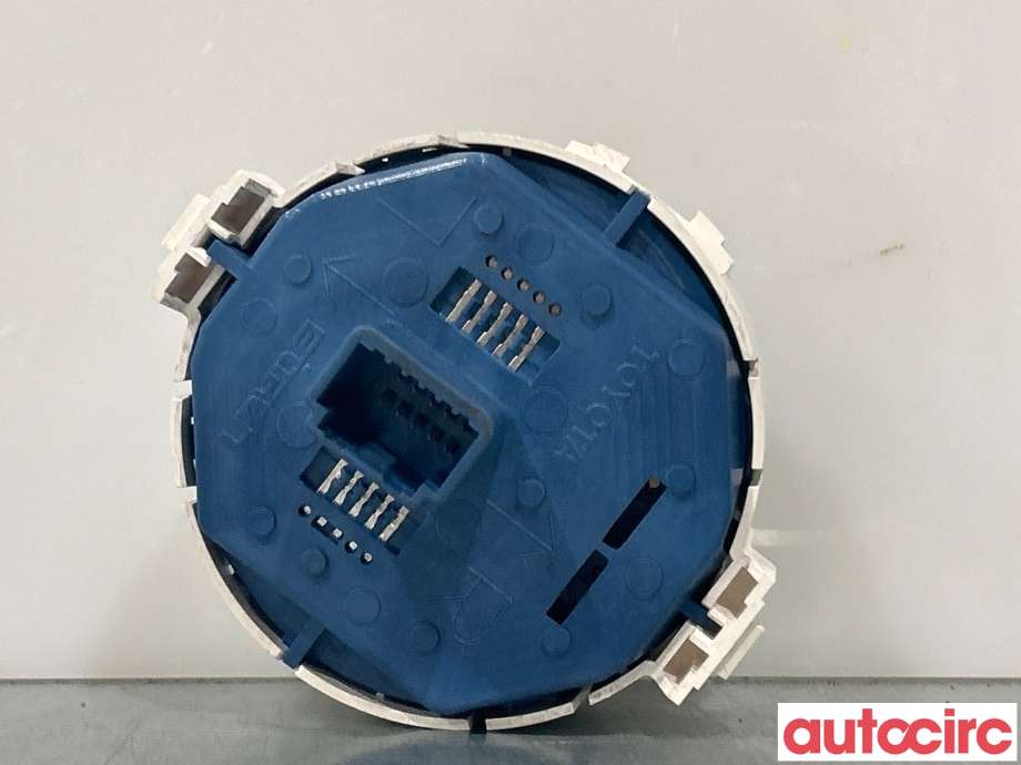 Bryter nødblink til Toyota Yaris 2014-2020 (Type III, Fase 2)  (TOYOTA|839500D100)