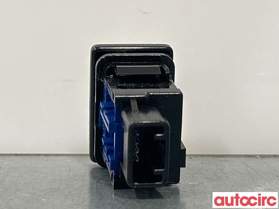 Bryter diverse til Toyota Yaris 2014-2020 (Type III, Fase 2)  (TOYOTA|847200D071)