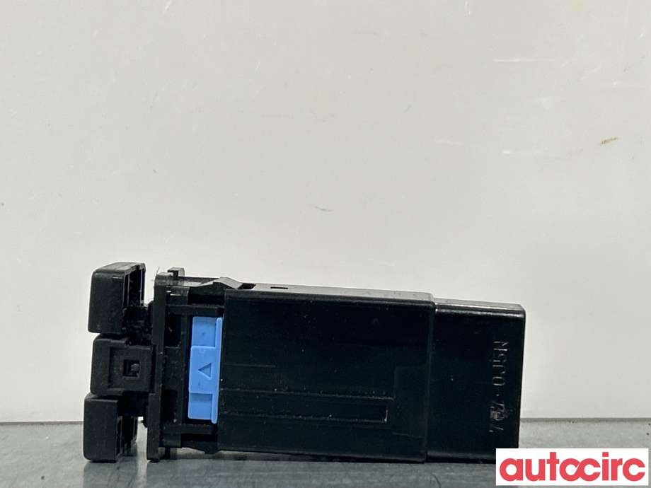 Bryter setevarme til Toyota Yaris 2014-2020 (Type III, Fase 2)  (TOYOTA|847510D051)