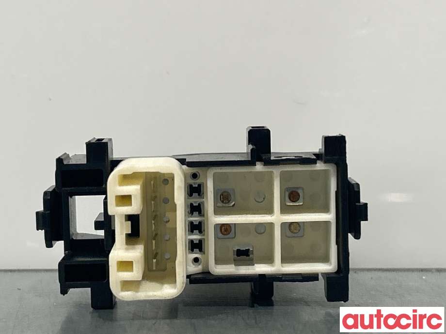 Bryter ruteheis til Toyota Yaris 2014-2020 (Type III, Fase 2)  (TOYOTA|848100D030)