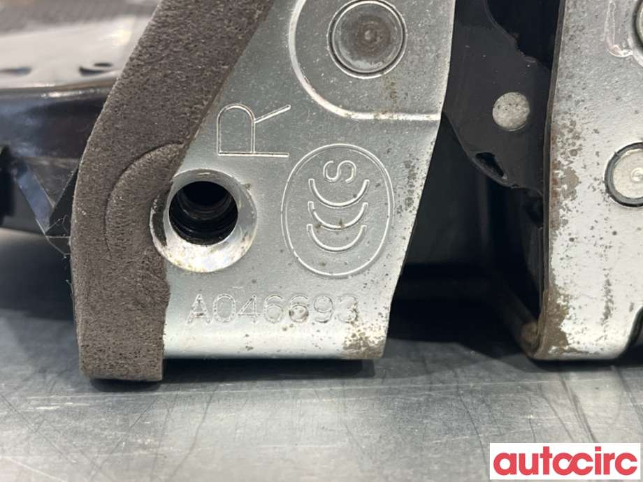 Baklukelås til Toyota RAV4 2009-2013 (Type III, Fase 2)  (TOYOTA|6911042130||6911042131)