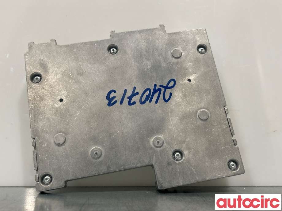 Bilstereo navigasjon til Toyota Yaris 2014-2020 (Type III, Fase 2)  (TOYOTA|868400F020)
