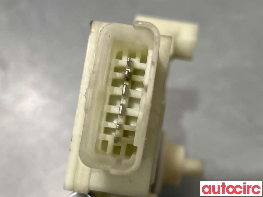 Ruteheis venstre foran til Peugeot 308 2013-2021 (Type II)  (PEUGEOT|9816273280|9816271880|9826079580)