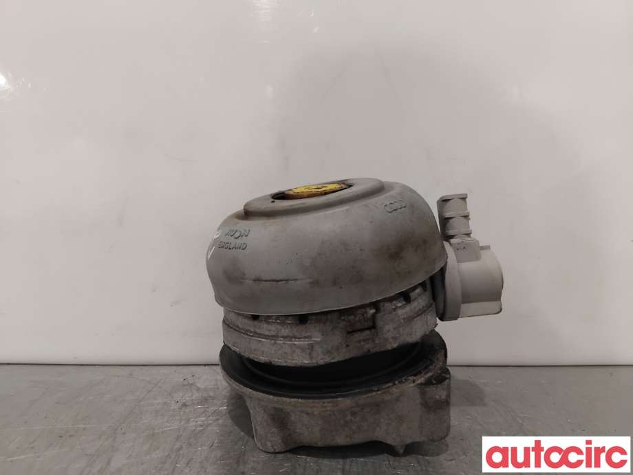 Motorfeste til Audi A8, 2003-2010 (Type II)  (AUDI|4E0199381FK)