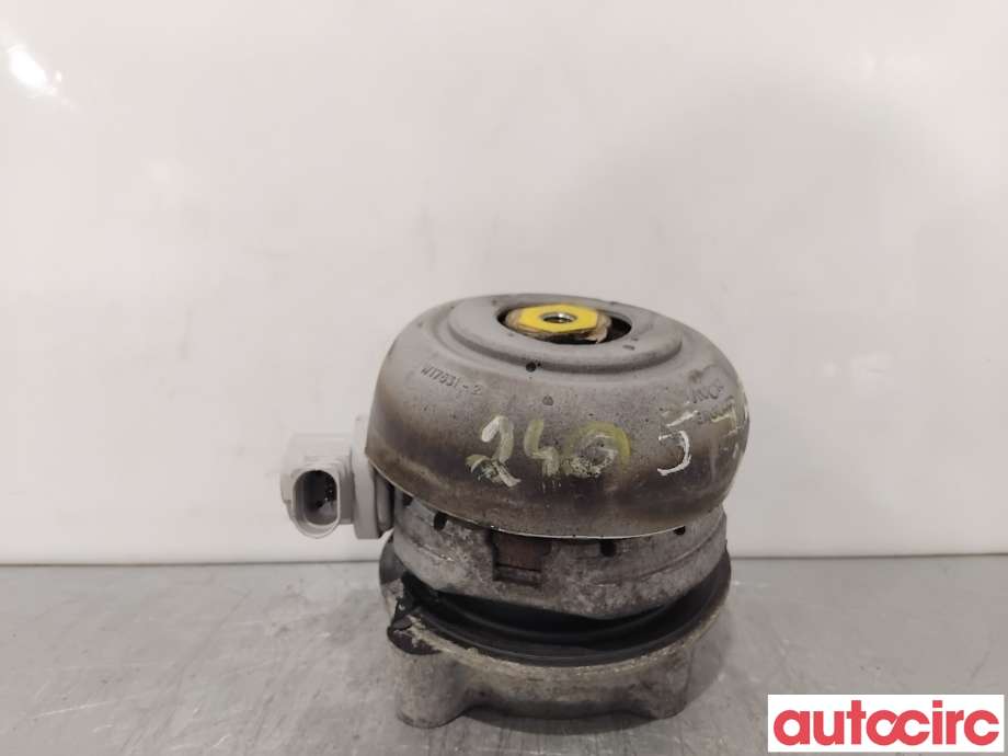 Motorfeste til Audi A8 2003-2010 (Type II)  (AUDI|4E0199381FM||4E0199381EJ)