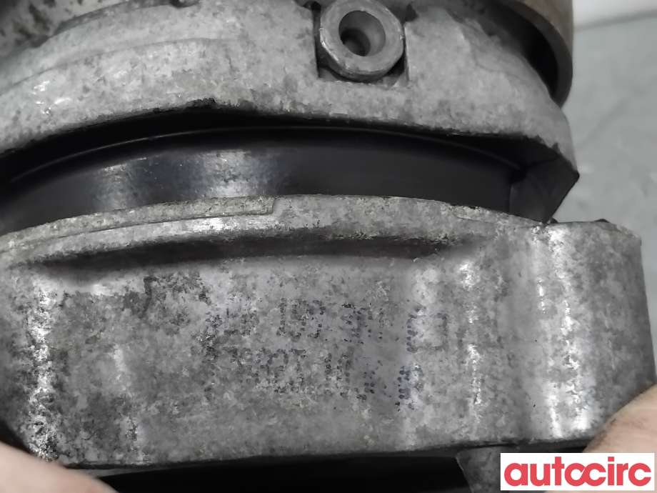 Motorfeste til Audi A8 2003-2010 (Type II)  (AUDI|4E0199381FM||4E0199381EJ)