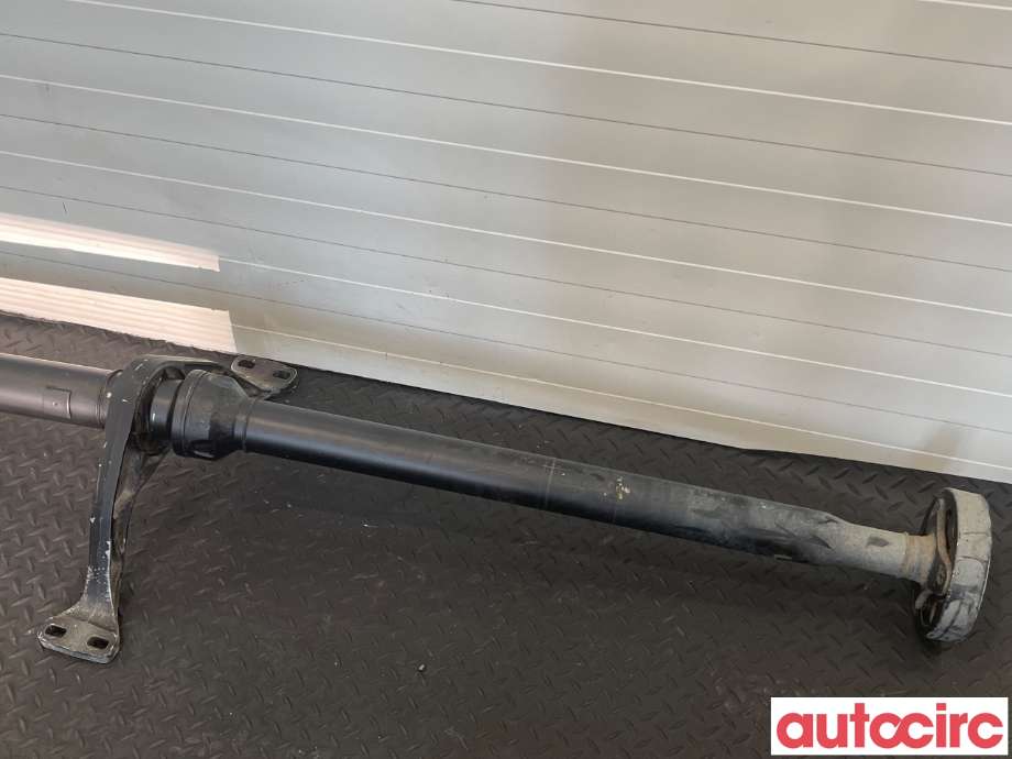 Mellomaksel til VW Passat 2011-2015 (B7) (B7) (VOLKSWAGEN|3C0521101AG)